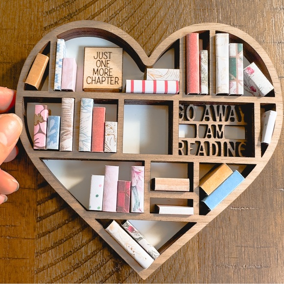 Mini Bookshelf, 3-D Wood Mini Bookshelf, Heart Bookshelf - Picture 4 of 4